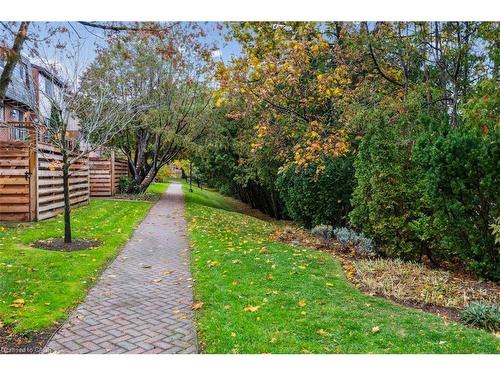 58-3029 Glencrest Road, Burlington, ON - Outdoor