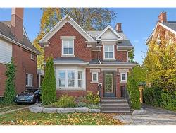 860 Queens Boulevard  Kitchener, ON N2M 1A7