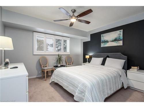 67 Pinemeadow Crescent, Waterloo, ON - Indoor Photo Showing Bedroom