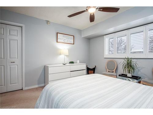 67 Pinemeadow Crescent, Waterloo, ON - Indoor Photo Showing Bedroom