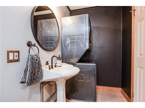 67 Pinemeadow Crescent, Waterloo, ON - Indoor Photo Showing Other Room