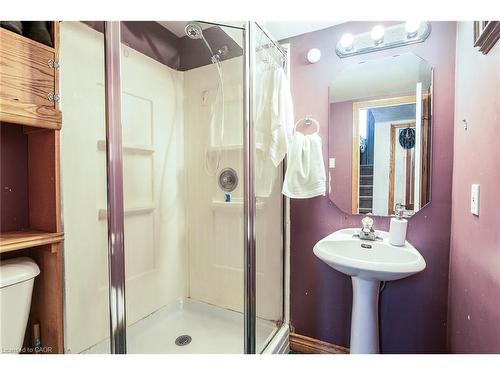67 Pinemeadow Crescent, Waterloo, ON - Indoor Photo Showing Bathroom