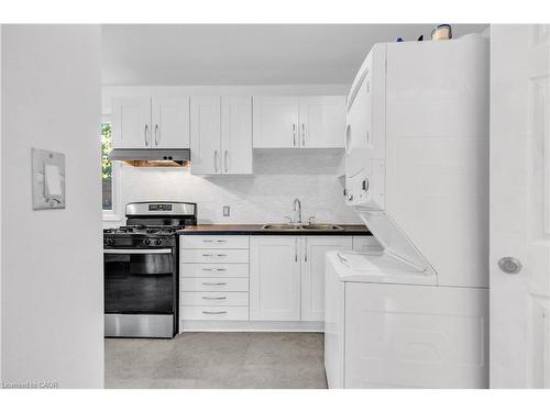 48 Luscombe Street, Hamilton, ON - Indoor Photo Showing Kitchen With Double Sink