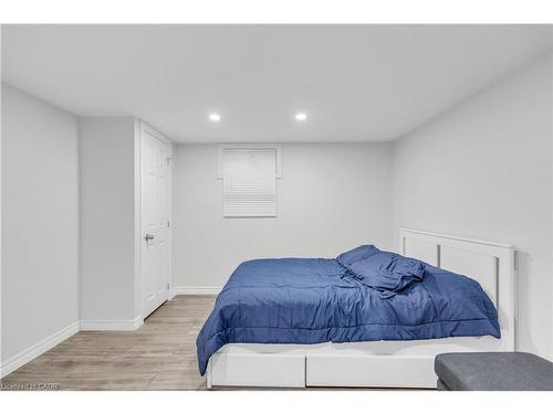 48 Luscombe Street, Hamilton, ON - Indoor Photo Showing Bedroom