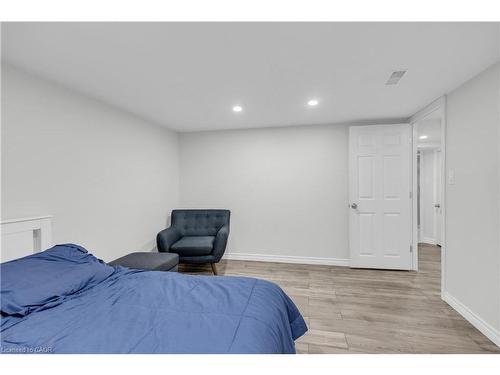 48 Luscombe Street, Hamilton, ON - Indoor Photo Showing Bedroom