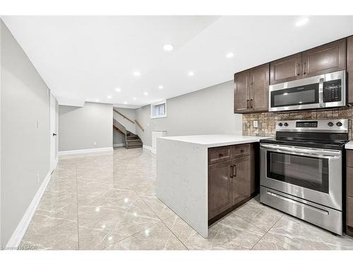 2298 Fassel Avenue, Burlington, ON - Indoor Photo Showing Kitchen