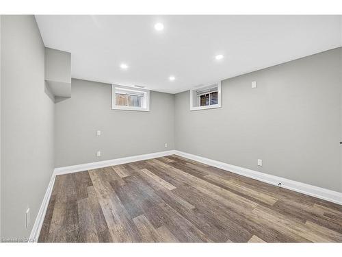 2298 Fassel Avenue, Burlington, ON - Indoor