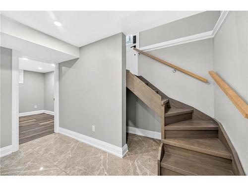 2298 Fassel Avenue, Burlington, ON - Indoor Photo Showing Other Room