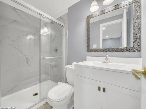 34 Belwood Crescent, Kitchener, ON - Indoor Photo Showing Bathroom