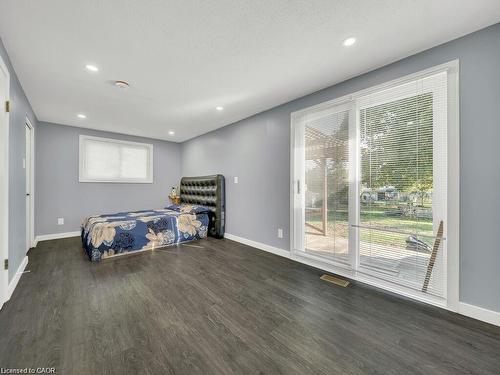 34 Belwood Crescent, Kitchener, ON - Indoor Photo Showing Bedroom