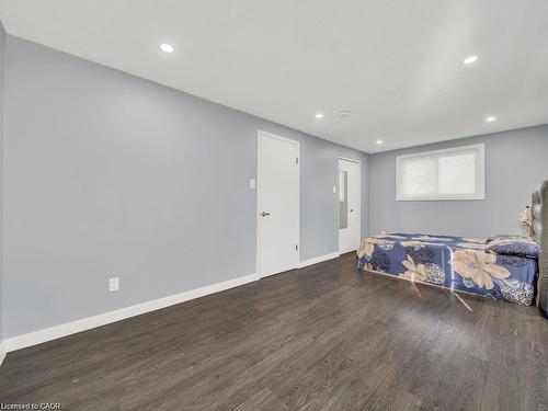 34 Belwood Crescent, Kitchener, ON - Indoor Photo Showing Bedroom