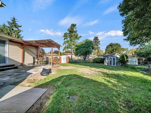 34 Belwood Crescent, Kitchener, ON - Outdoor