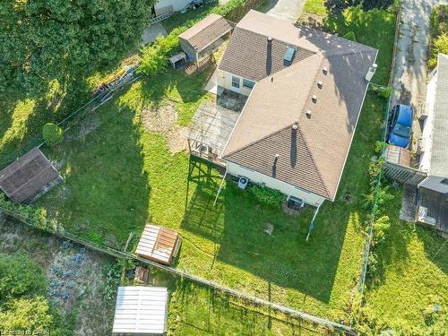 34 Belwood Crescent, Kitchener, ON - Outdoor