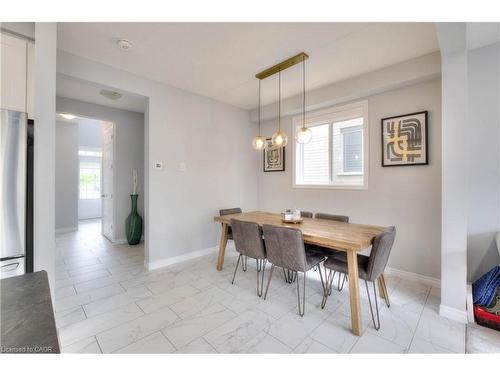 40-47 Gleason Crescent, Kitchener, ON - Indoor Photo Showing Dining Room