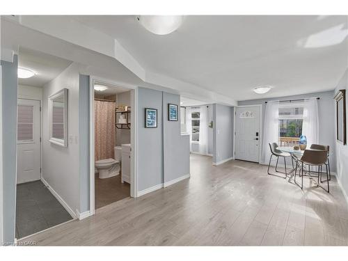 9 Hope Avenue, Hamilton, ON - Indoor