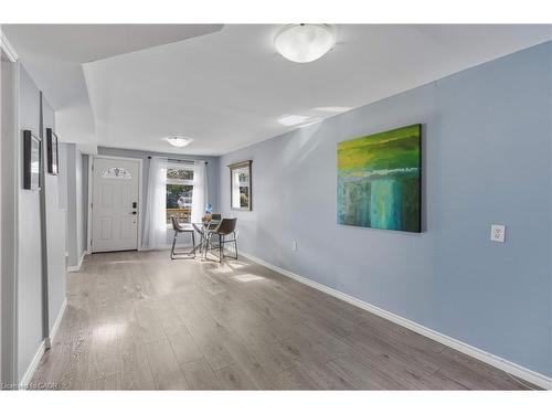 9 Hope Avenue, Hamilton, ON - Indoor Photo Showing Other Room