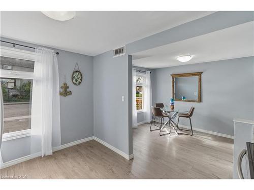 9 Hope Avenue, Hamilton, ON - Indoor