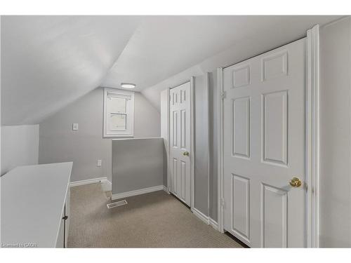 9 Hope Avenue, Hamilton, ON - Indoor