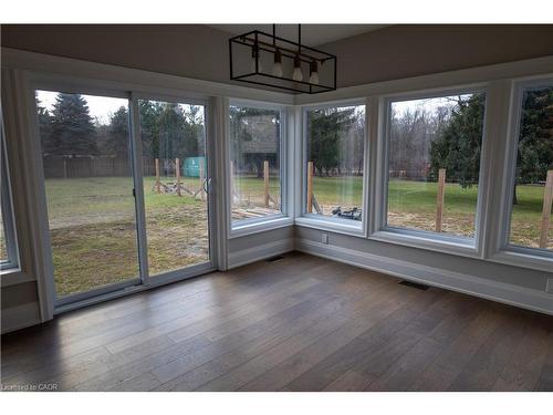 75 Robinson Road, Cambridge, ON - Indoor Photo Showing Other Room