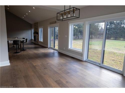 75 Robinson Road, Cambridge, ON - Indoor Photo Showing Other Room