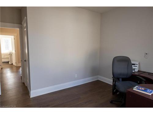 75 Robinson Road, Cambridge, ON - Indoor Photo Showing Office