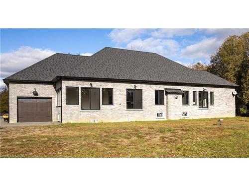 75 Robinson Road, Cambridge, ON - Outdoor