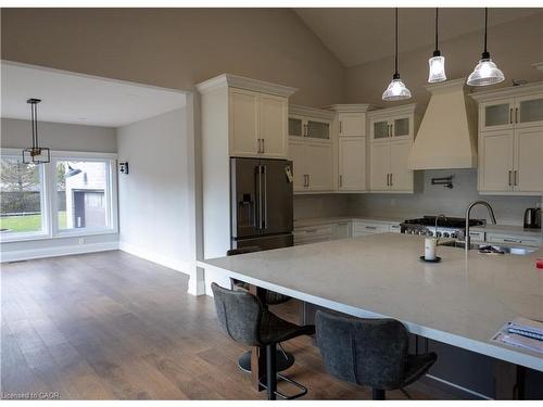 75 Robinson Road, Cambridge, ON - Indoor Photo Showing Kitchen