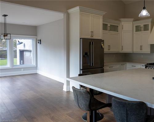 75 Robinson Road, Cambridge, ON - Indoor