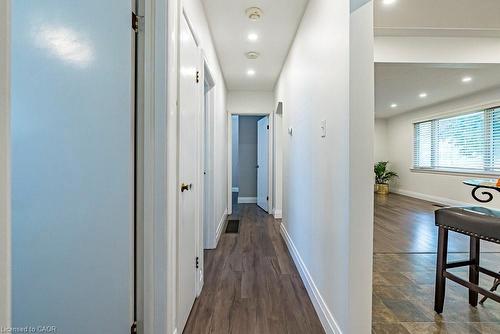 105 Mcelroy Road E, Hamilton, ON - Indoor Photo Showing Other Room