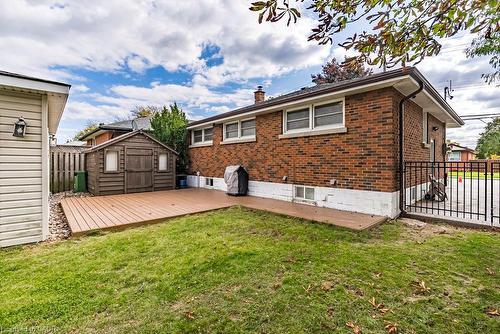 105 Mcelroy Road E, Hamilton, ON - Outdoor With Deck Patio Veranda With Exterior