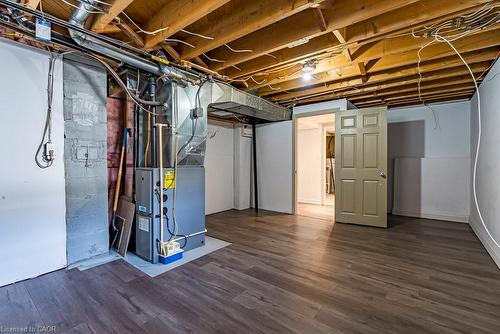105 Mcelroy Road E, Hamilton, ON - Indoor Photo Showing Basement