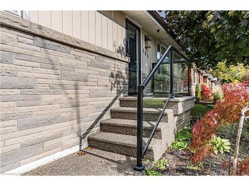 105 Mcelroy Road E, Hamilton, ON - Outdoor With Exterior