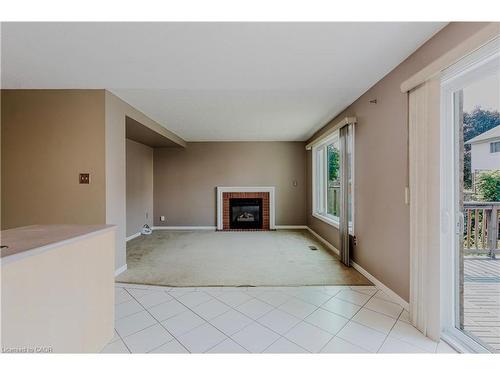 195 Duncairn Crescent, Hamilton, ON - Indoor With Fireplace