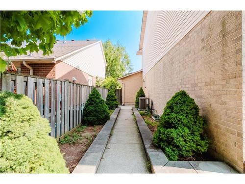 195 Duncairn Crescent, Hamilton, ON - Outdoor