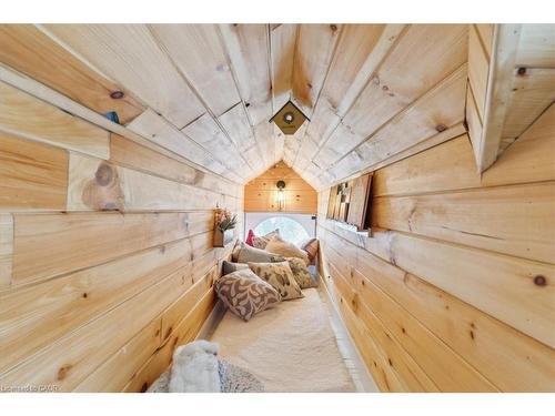 123 Main Street W, Grimsby, ON - Indoor Photo Showing Other Room