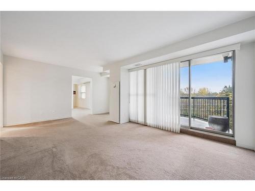 504-300 Keats Way, Waterloo, ON - Indoor