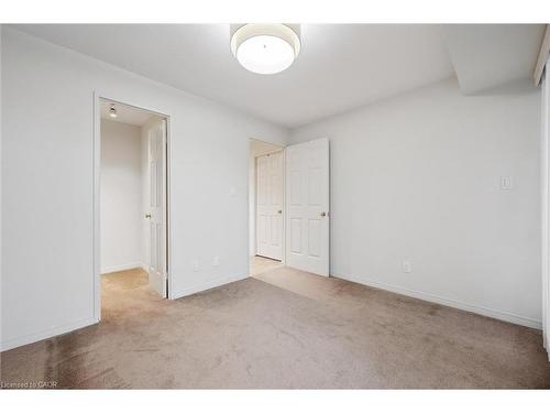 504-300 Keats Way, Waterloo, ON - Indoor Photo Showing Other Room