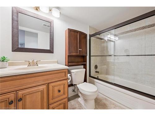 504-300 Keats Way, Waterloo, ON - Indoor Photo Showing Bathroom