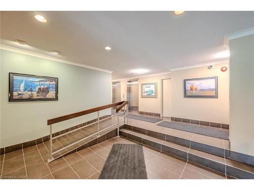 504-300 Keats Way, Waterloo, ON - Indoor Photo Showing Other Room