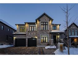 26 Falconridge Drive  Kitchener, ON N2K 0G1