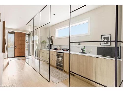 95 William Street W, Waterloo, ON - Indoor