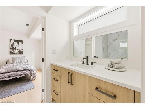 95 William Street W, Waterloo, ON - Indoor