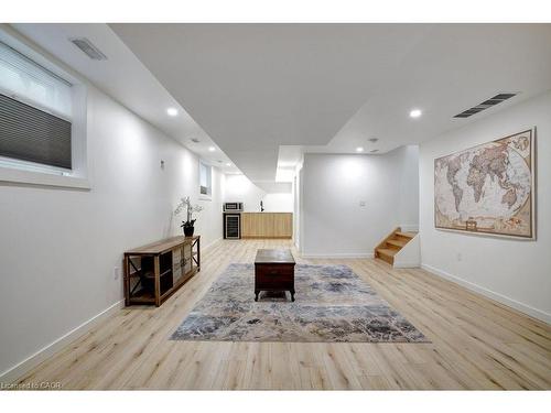 95 William Street W, Waterloo, ON - Indoor Photo Showing Other Room