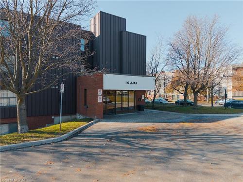 103-10 Ajax Street, Guelph, ON - Outdoor