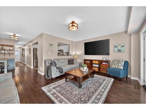 616 Iris Court, Burlington, ON - Indoor Photo Showing Living Room With Fireplace