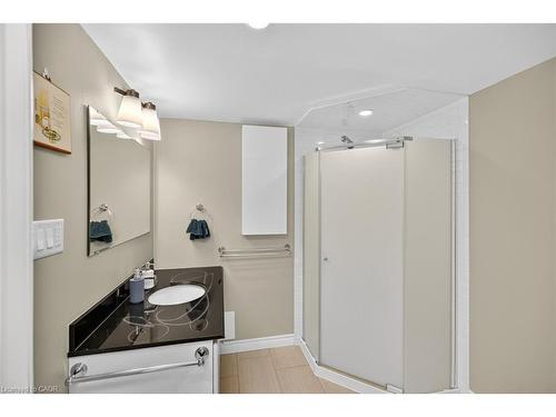 6-6 Atessa Drive, Hamilton, ON - Indoor Photo Showing Bathroom