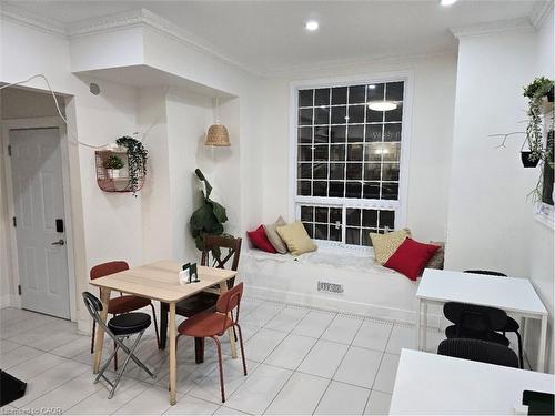 291 Main Street W, Hamilton, ON 