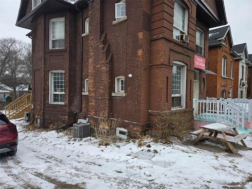291 Main Street W, Hamilton, ON 