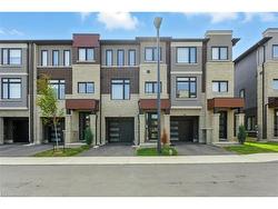 48 Capstone Lane  Hamilton, ON L9C 0E8