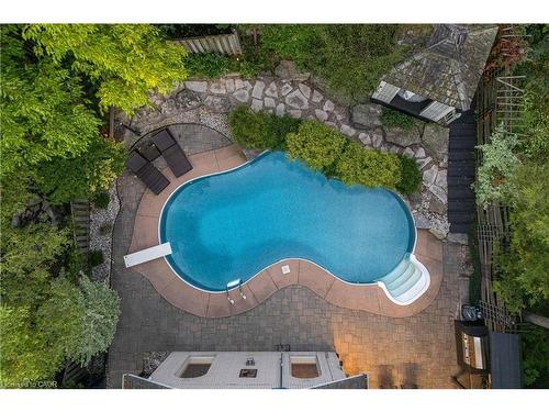 381 Queen Street S, Hamilton, ON - Outdoor With In Ground Pool